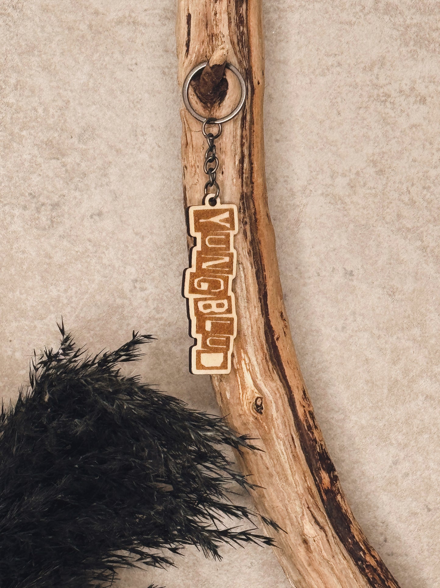 Keychain "YB"