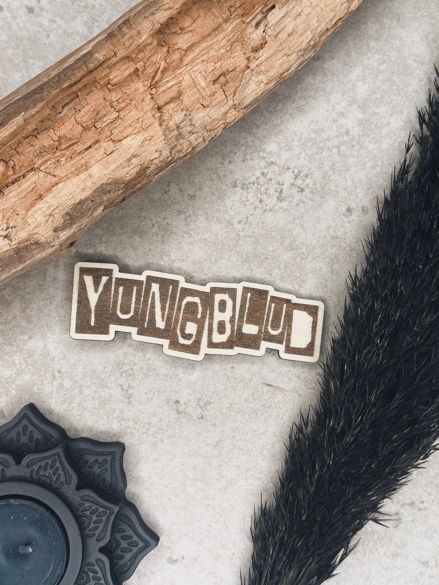 Magnet “YB“